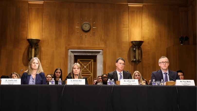 Professor Jennifer Lind (left) testifies before the U.S. Senate Foreign Relations Committee