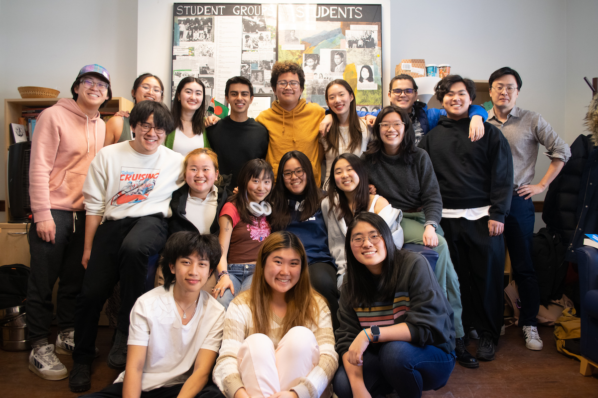 Sunmin Kim with students