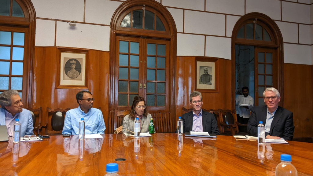 Dartmouth delegation and Indian Institute of Science members